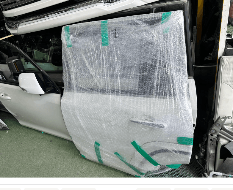 Toyota Land Cruiser LC300 Rear Door White